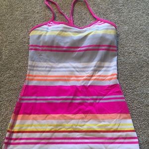 Lululemon tank